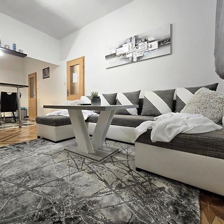 Elite Residence Flos Оребич Екстер'єр фото